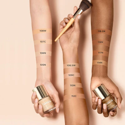 Clarins Skin Illusion Velvet Fond De Teint Mat Naturel & Hydratation - Image 3